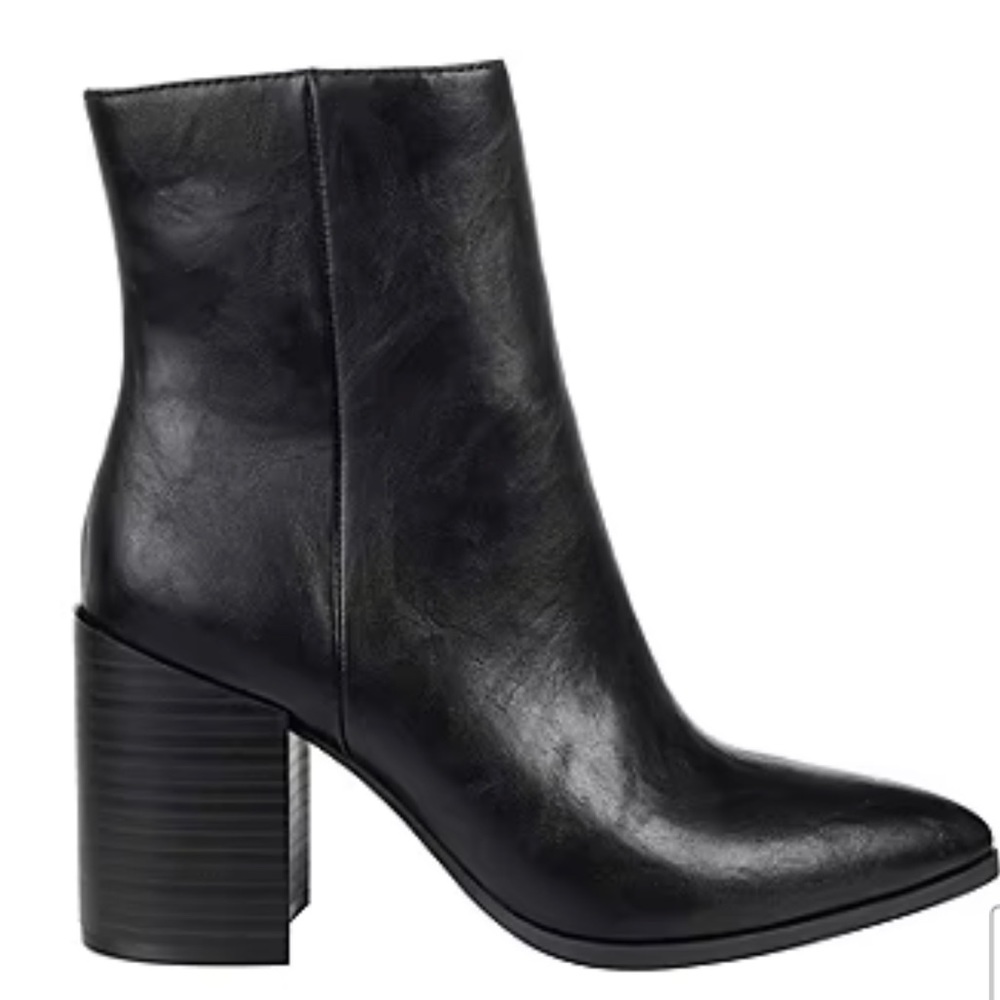 Heeled ankle boot